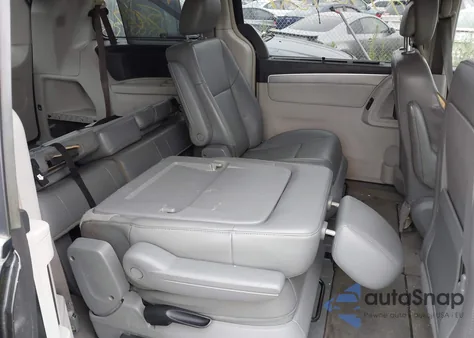 2011 Volkswagen Routan Se из США, поврежденный, VIN 2V4RW3DGXBR636468